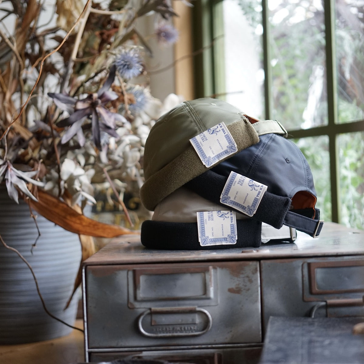 THE H.W.DOG&CO. MA-1 ROLL CAP 黒 MA1 ROLL CAP】 – THE H.W.DOG&CO.