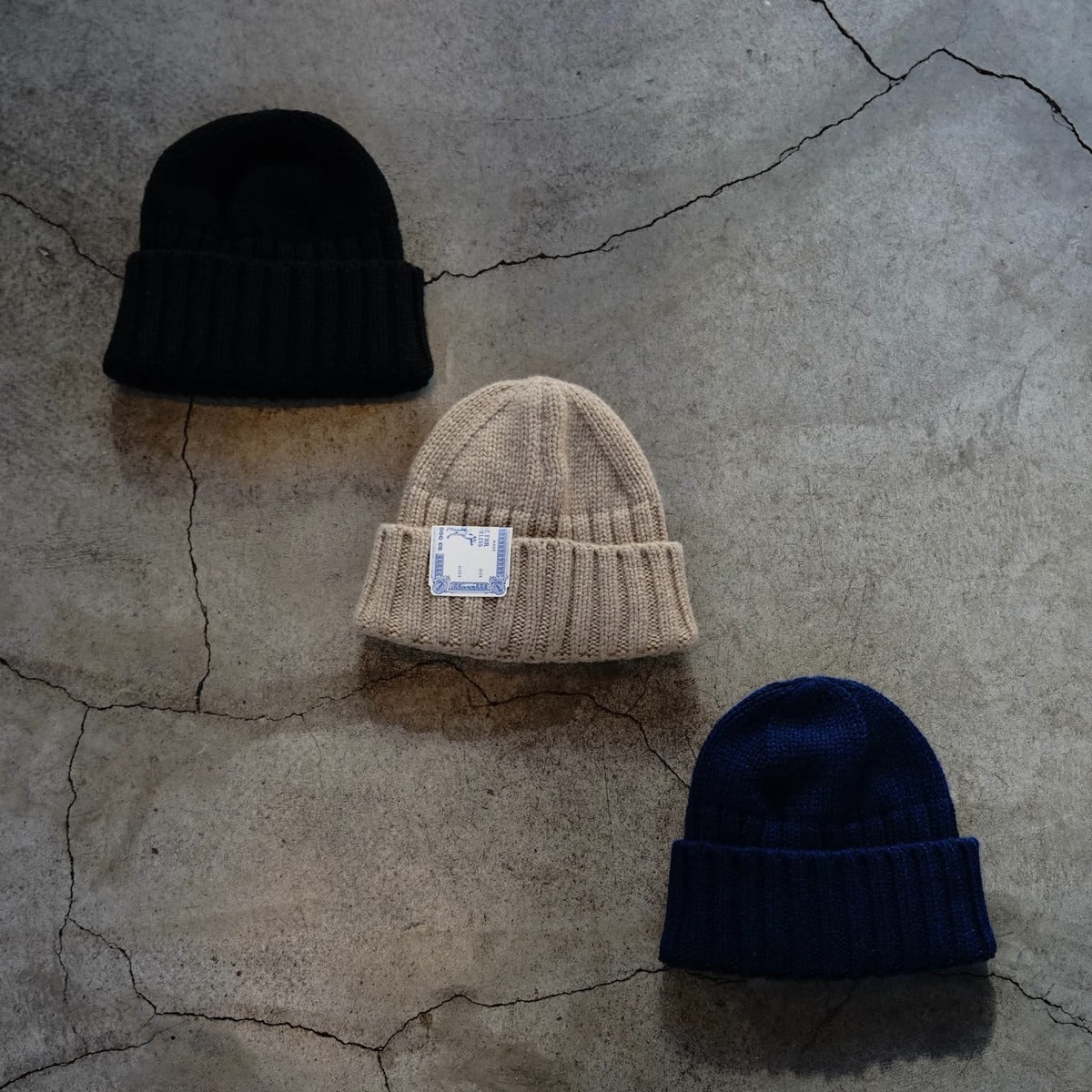 CORGI ニット帽　美品！ D-01000/ RC KNIT CAP】 – THE H.W.DOG&CO.