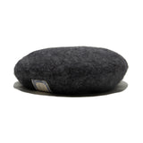 LEATHER WAPPEN FLUFFY BERET - 그레이