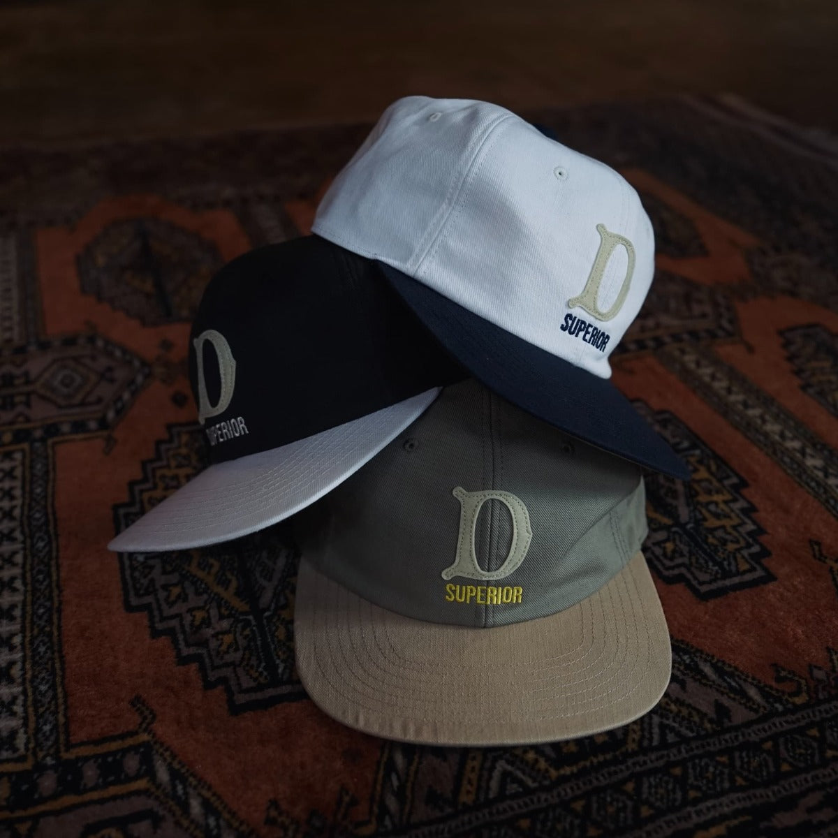 【TWO TONE BASEBALL CAP】