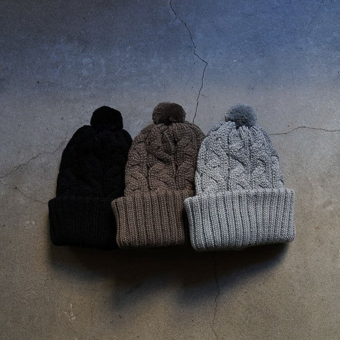 【BIG CABLE KNIT CAP】