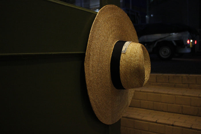 【SP LONG BRADE HAT】