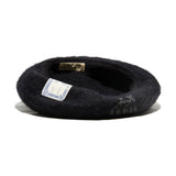 LEATHER WAPPEN FLUFFY BERET - 블랙