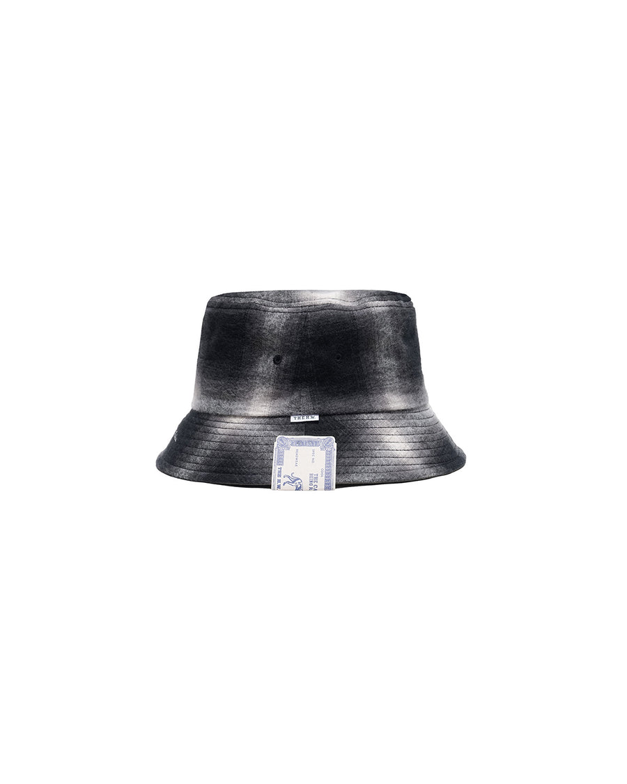 OMBRE TRUCKER HAT - Black