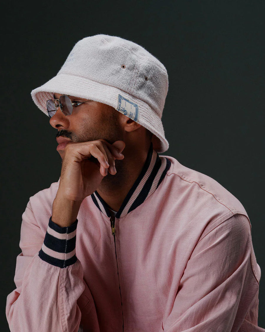 PILE TRUCKER HAT - White