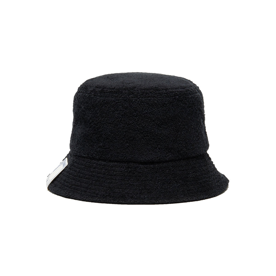 PILE TRUCKER HAT - Black