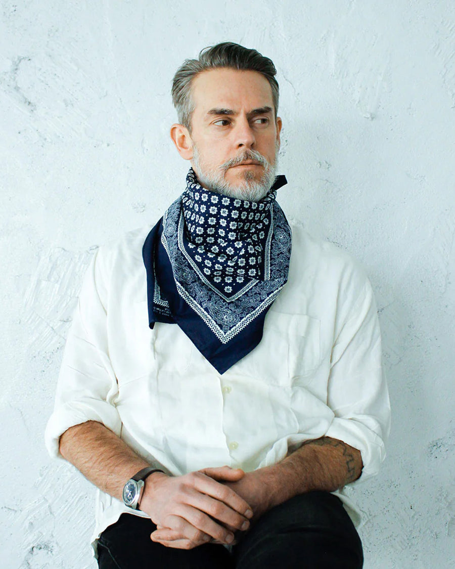 THE H.W.DOG&CO. ORIGINAL BANDANA - Paisley (Indigo 3)