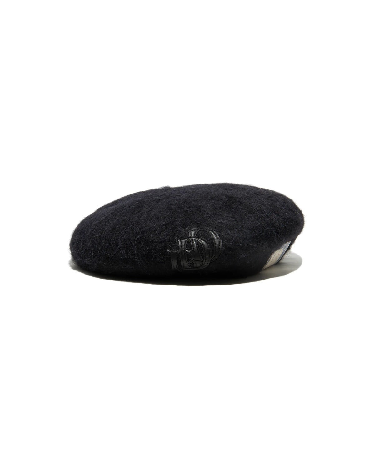 LEATHER WAPPEN FLUFFY BERET - Black – THE H.W.DOG&CO.