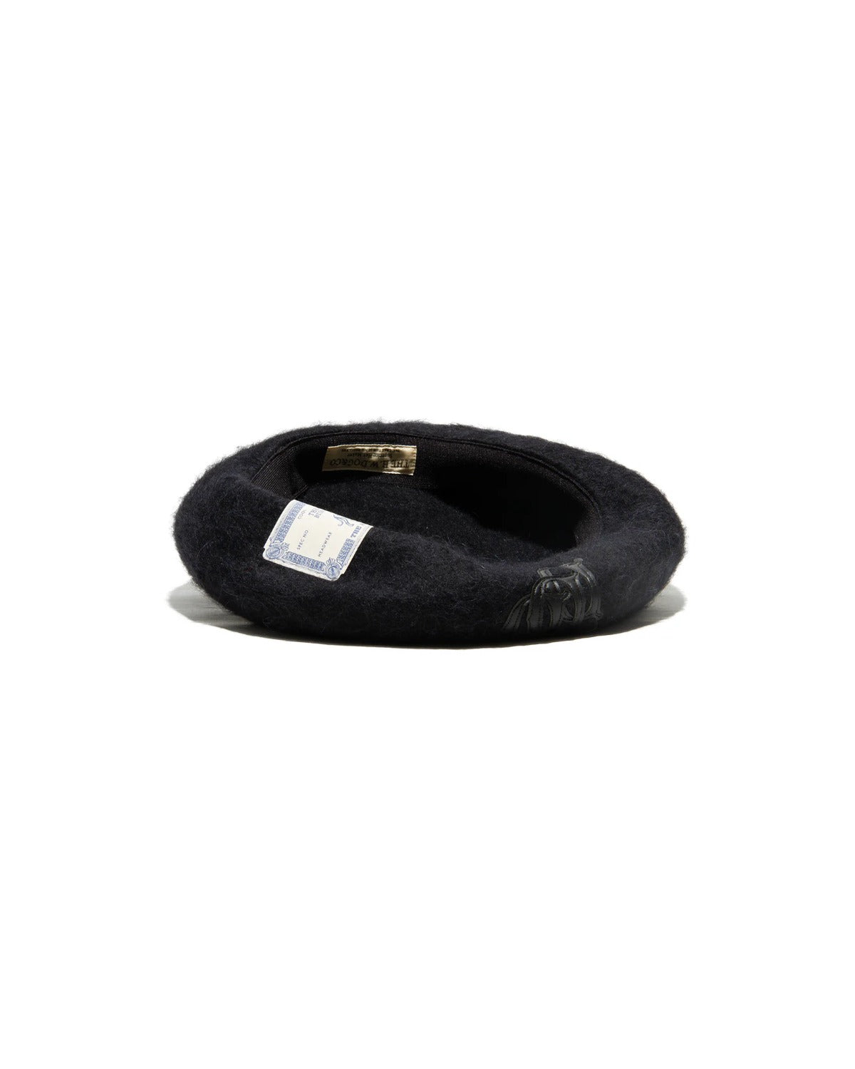 LEATHER WAPPEN FLUFFY BERET - Black – THE H.W.DOG&CO.