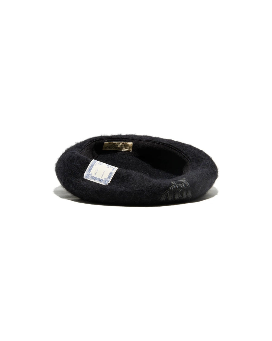 LEATHER WAPPEN FLUFFY BERET - Black