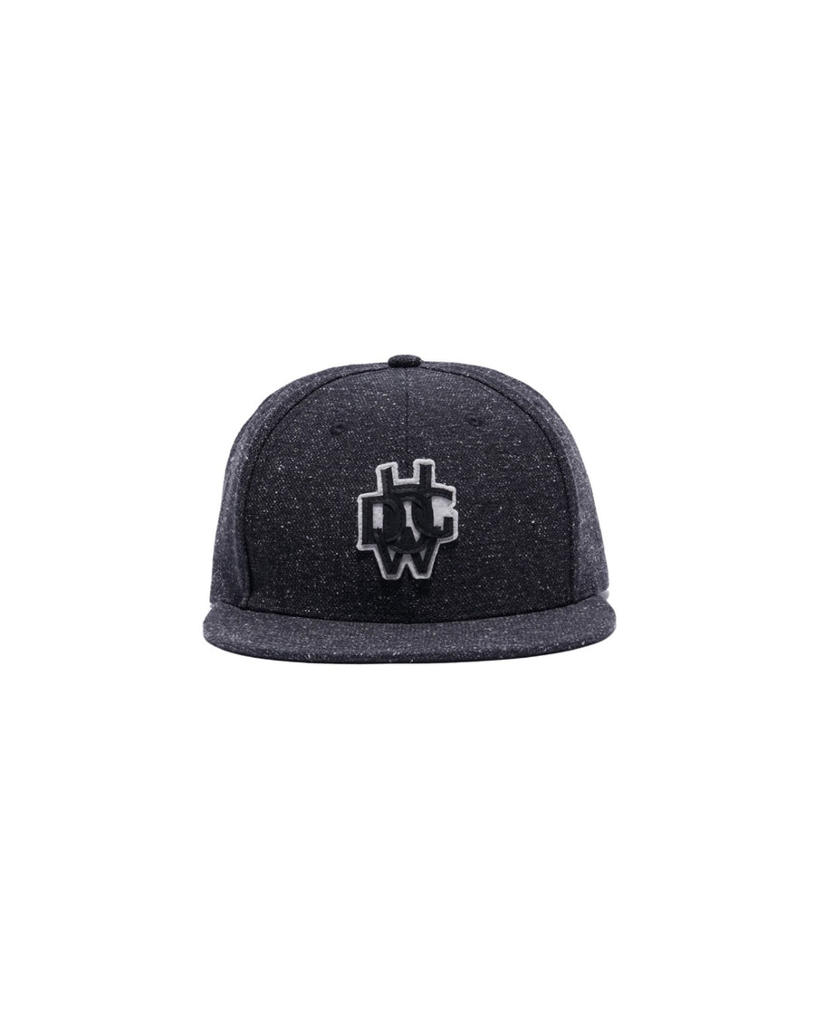 SNAPBACK BOX CAP - Black