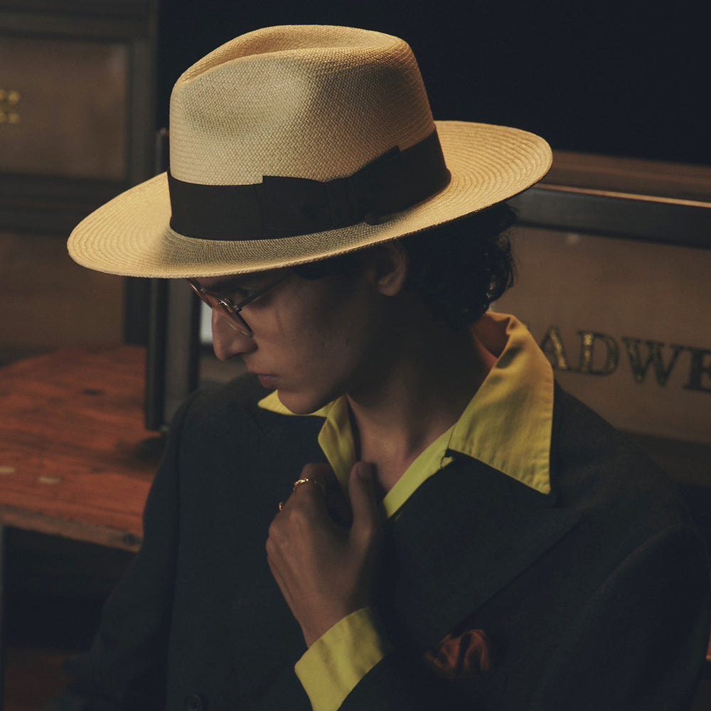 THE H.W.DOG&CO.