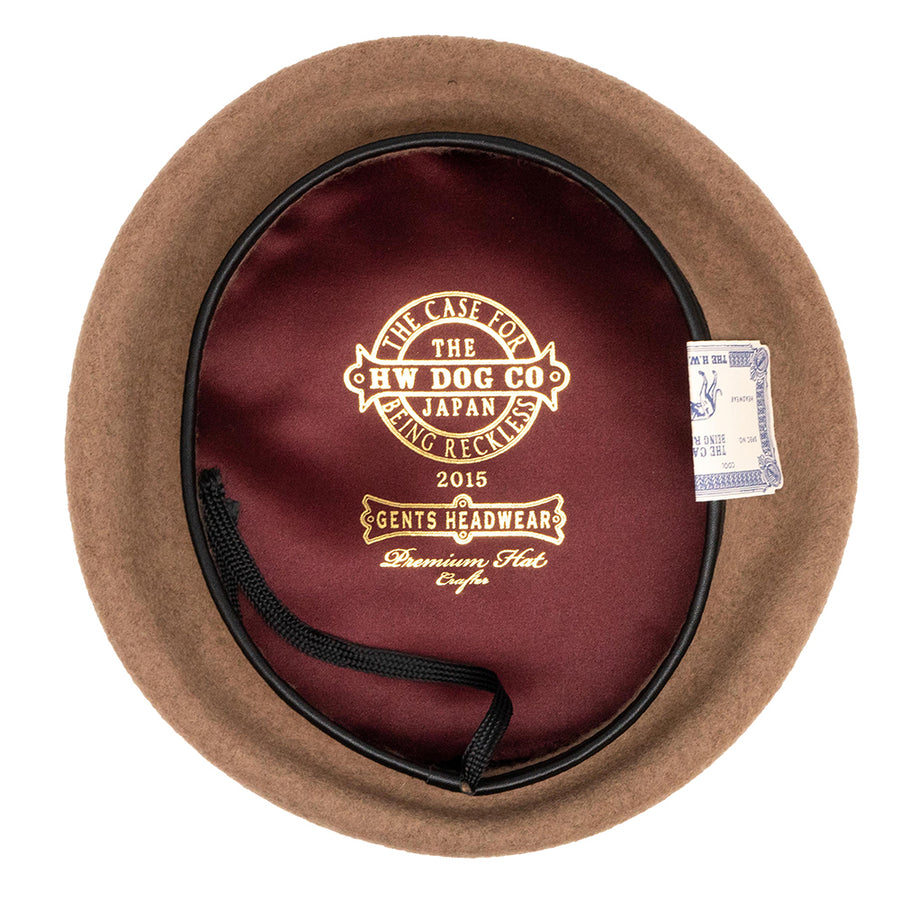 LEATHER BERET 63